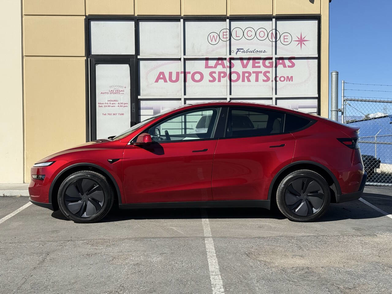 Used 2026 Tesla Model Y Long Range image 5