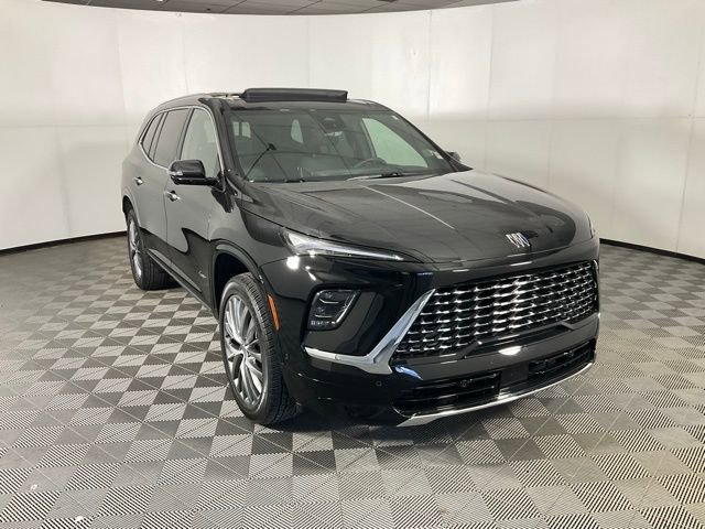 Used 2025 Buick Enclave Avenir w/ Super Cruise Package image 3