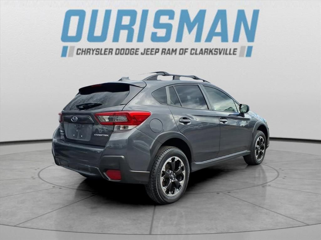 Used 2022 Subaru Crosstrek 2.0i Premium image 3