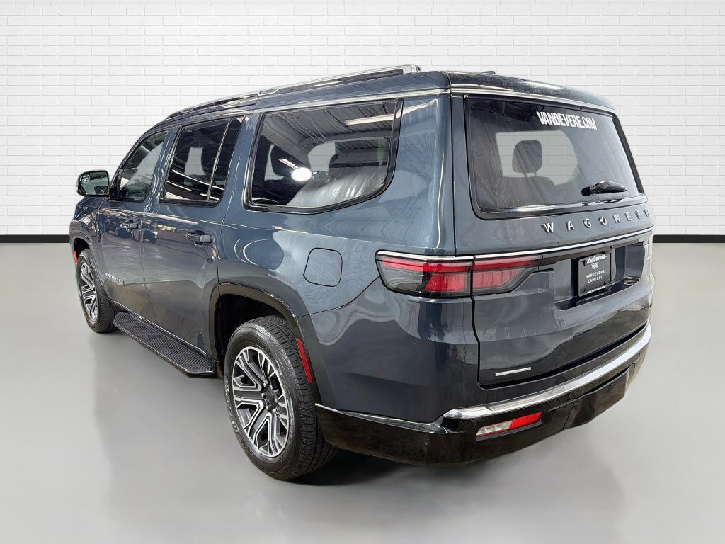 Used 2023 Jeep Wagoneer 4WD w/ Premium Group I image 7