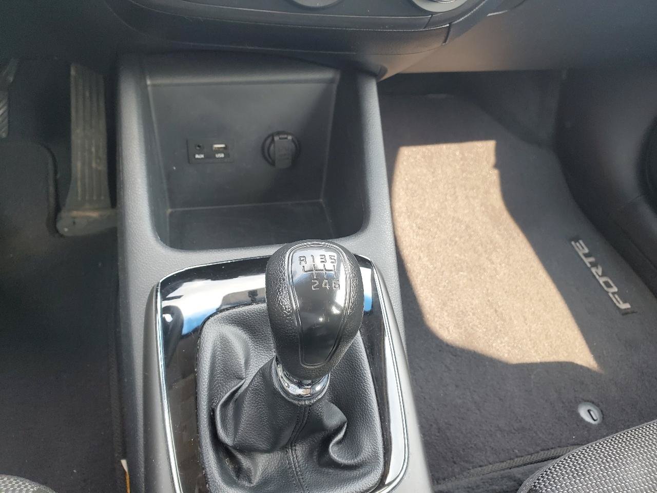 Used 2017 Kia Forte LX FWD image 20