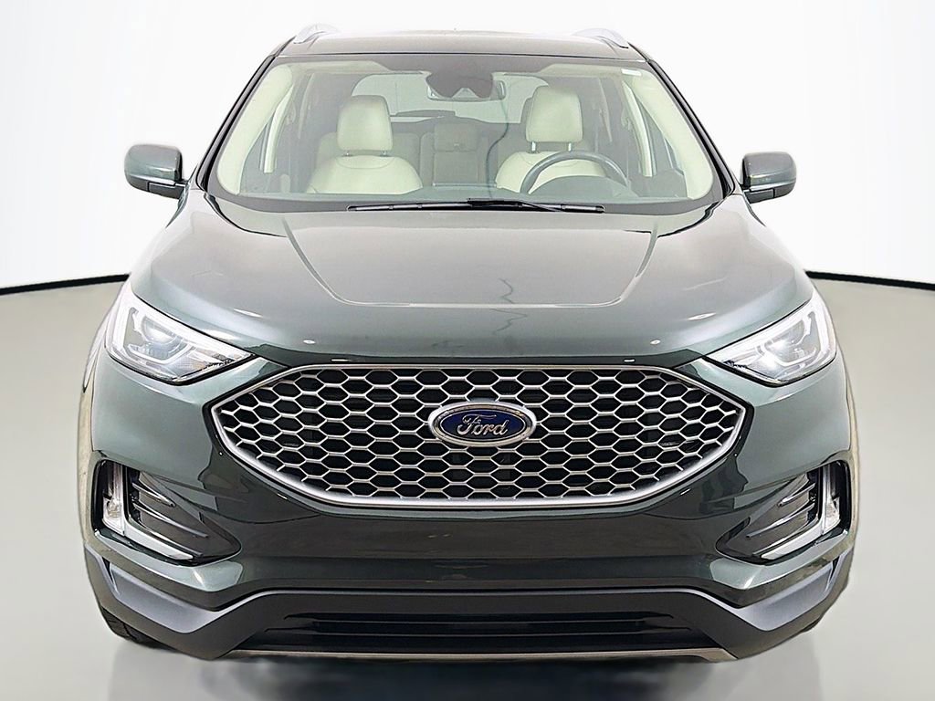Used 2024 Ford Edge SEL w/ Convenience Package image 9