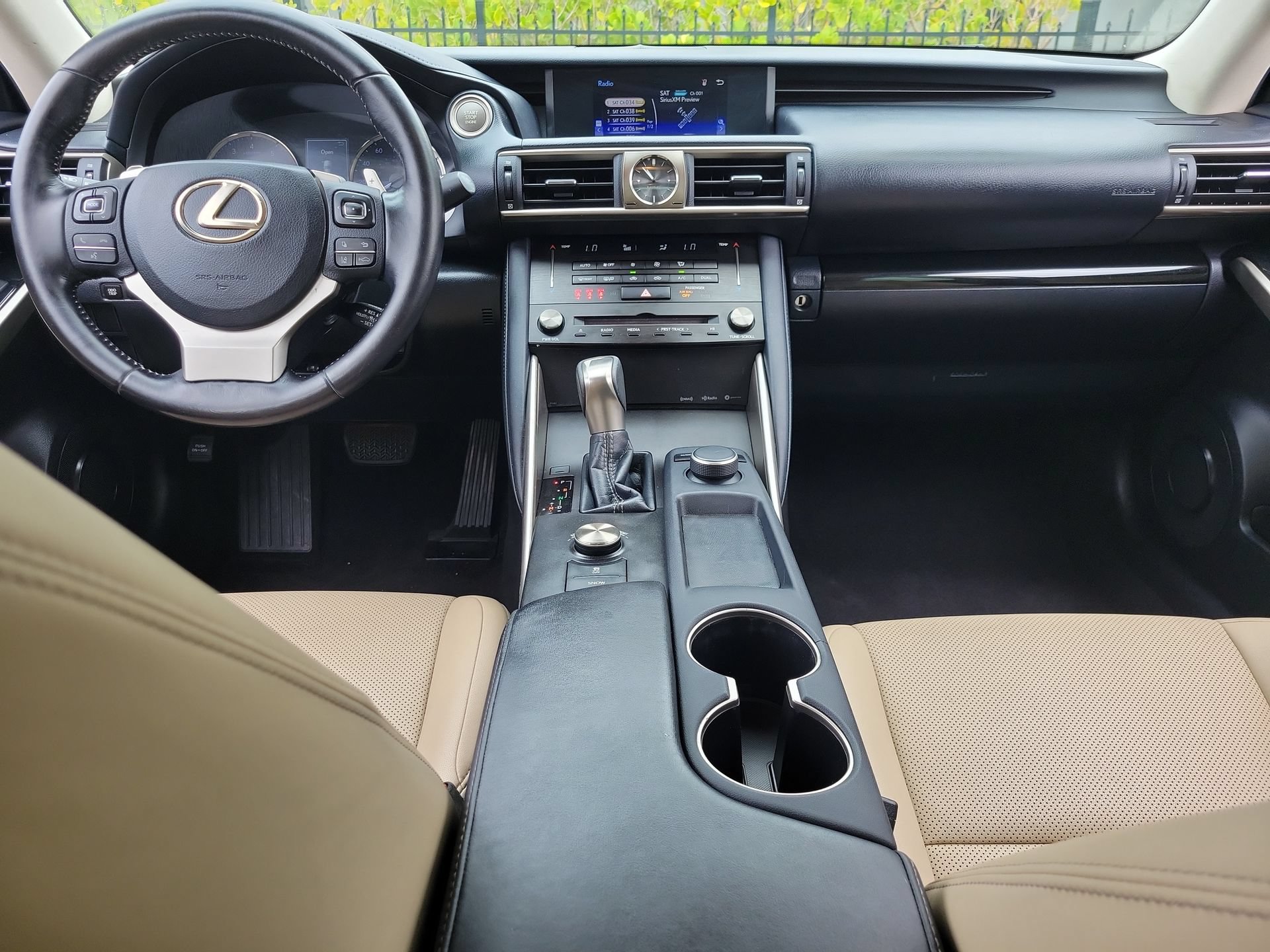 Used 2017 Lexus IS 200t RWD image 15