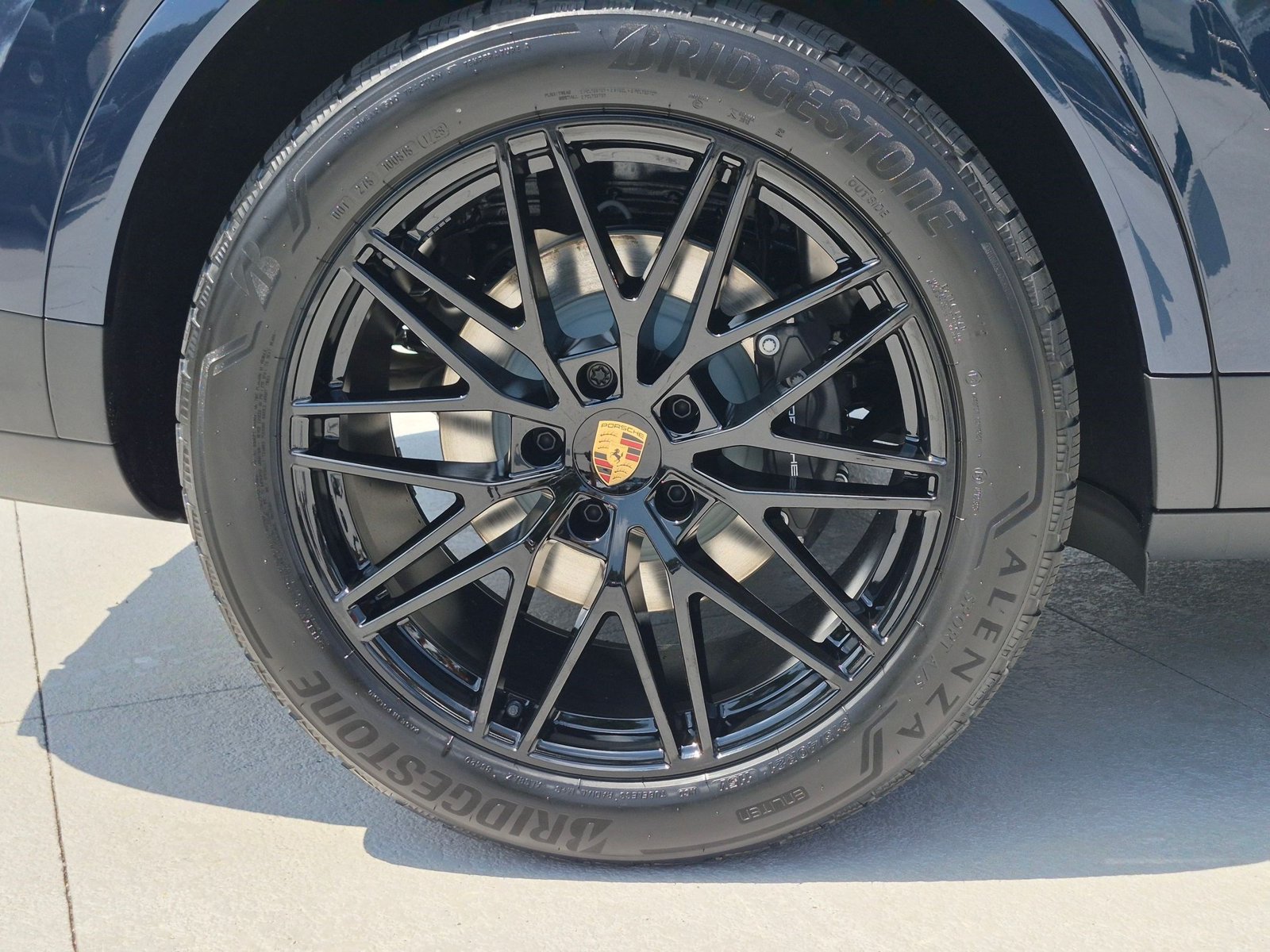 New 2026 Porsche Cayenne AWD/4WD image 28
