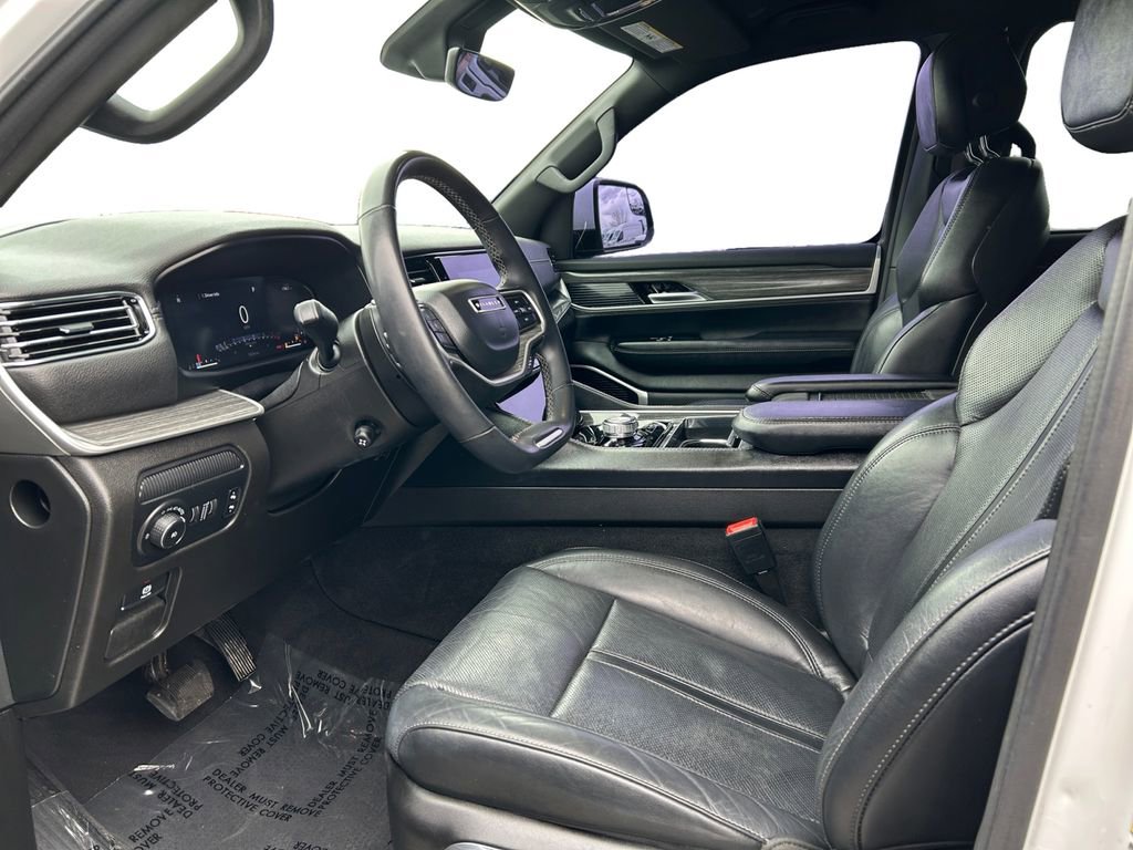 Used 2022 Jeep Wagoneer Series III w/ Convenience Group I image 11