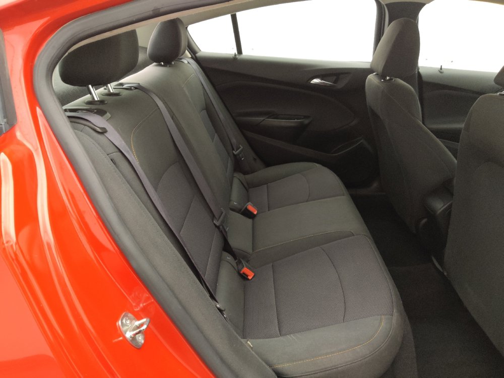 Used 2017 Chevrolet Cruze LS FWD image 19