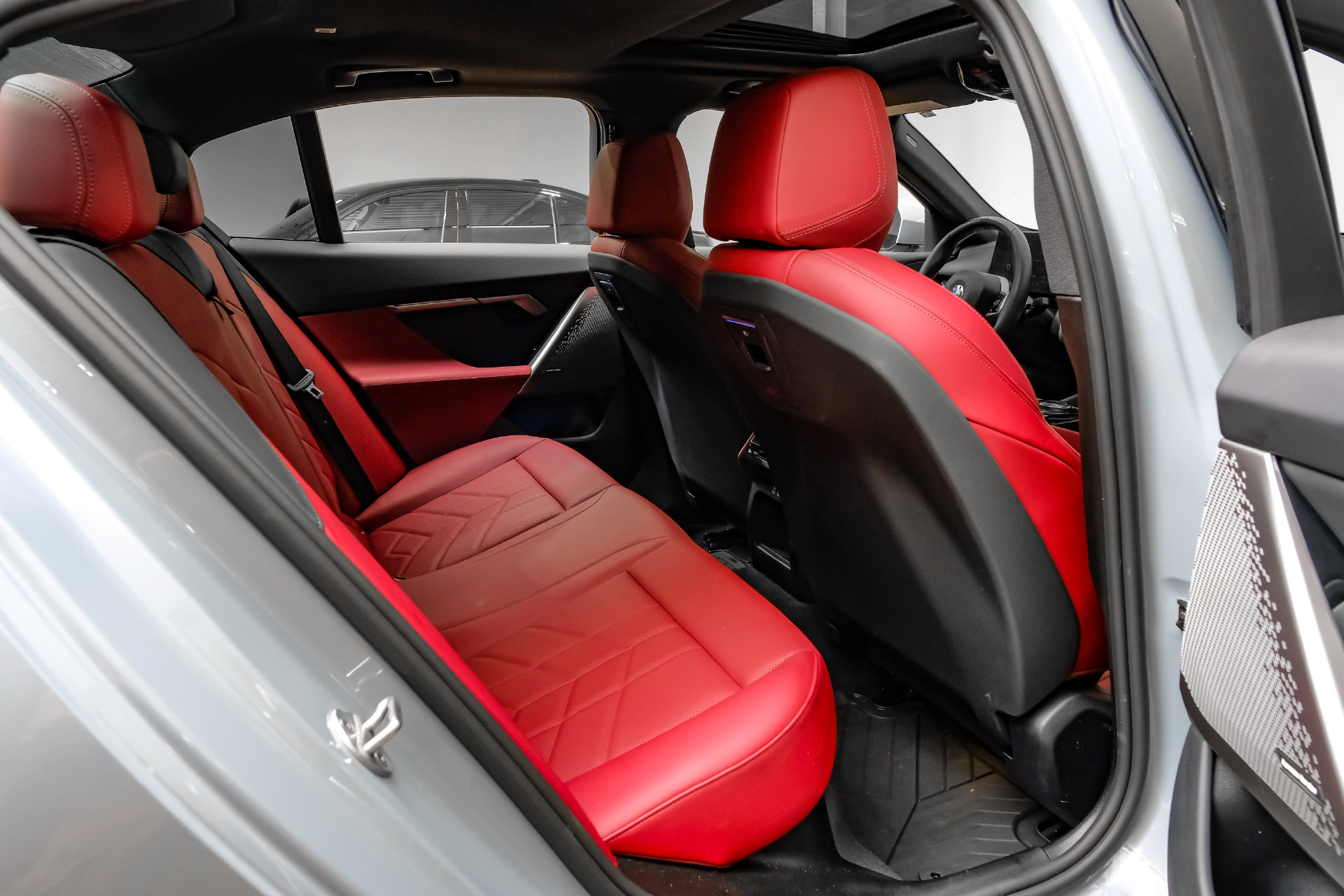 Used 2026 BMW 530i RWD image 39