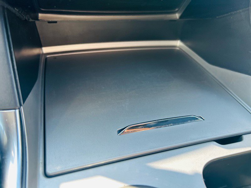 Used 2021 Ford Explorer Limited w/ Equipment Group 301A image 32