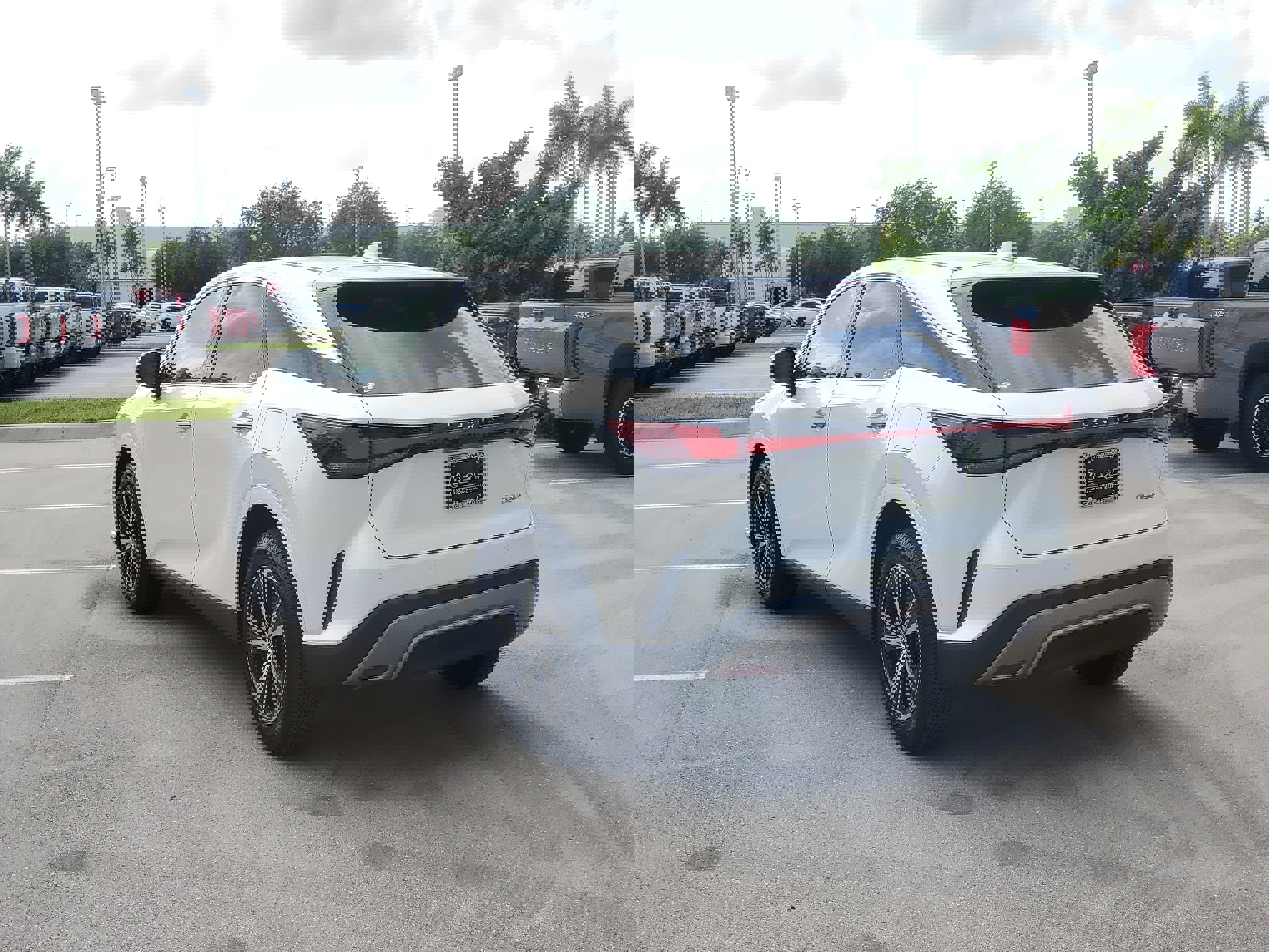 Used 2024 Lexus RX 350 FWD w/ Technology Package image 9