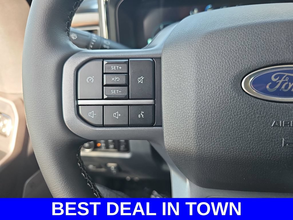 New 2026 Ford F250 Lariat w/ Black Appearance Package AWD/4WD image 16