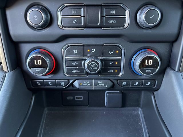 Used 2023 Chevrolet Tahoe High Country AWD/4WD image 25