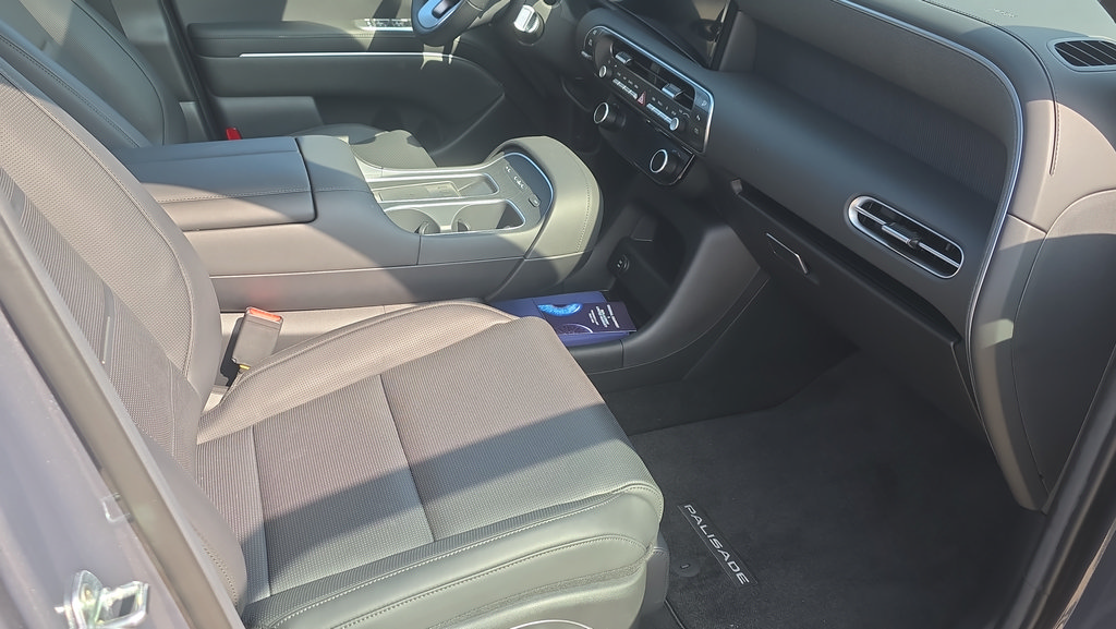 New 2026 Hyundai Palisade Calligraphy AWD/4WD image 13