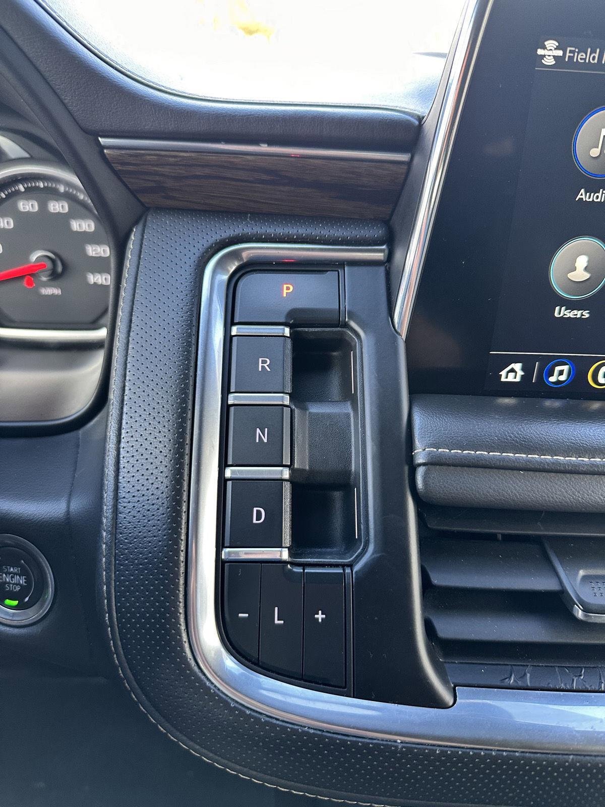 Used 2021 Chevrolet Suburban Premier w/ Premium Package image 38