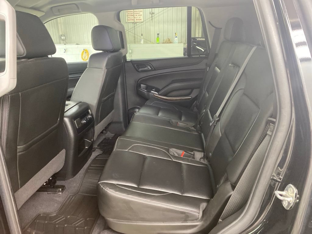 Used 2020 Chevrolet Tahoe LT w/ Luxury Package AWD/4WD image 35