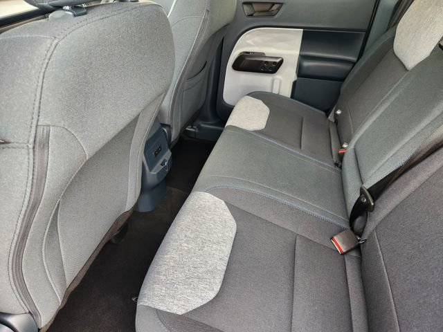 Used 2025 Ford Maverick XLT FWD image 30