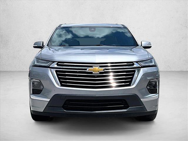 Used 2023 Chevrolet Traverse Premier FWD image 3