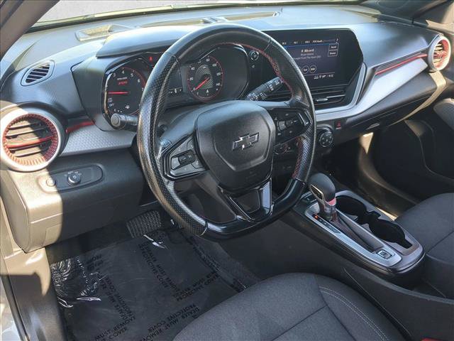 Used 2024 Chevrolet Trax RS w/ Driver Confidence Package FWD image 10