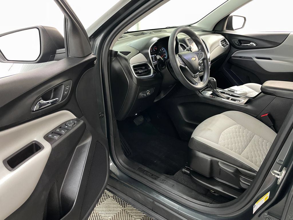 Certified 2021 Chevrolet Equinox LS FWD image 18