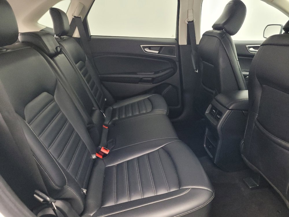Used 2024 Ford Edge SEL image 19