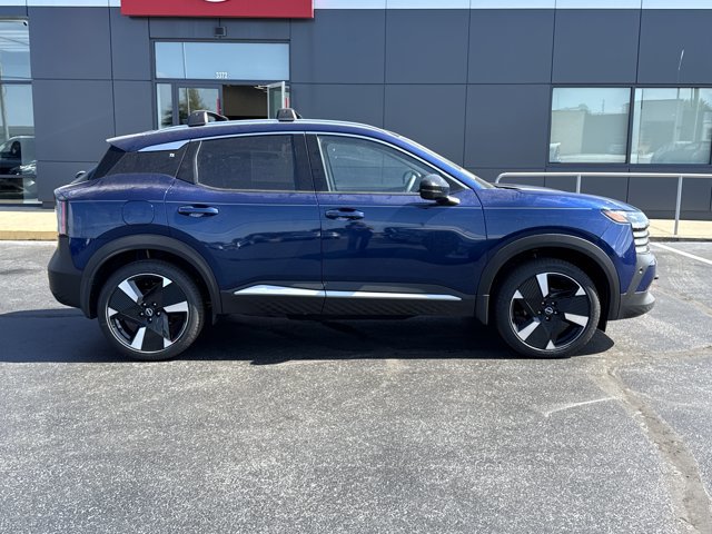 New 2026 Nissan Kicks SR w/ SR Premium Package image 2