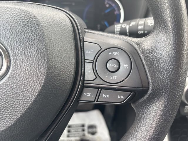 Used 2024 Toyota RAV4 XLE image 24