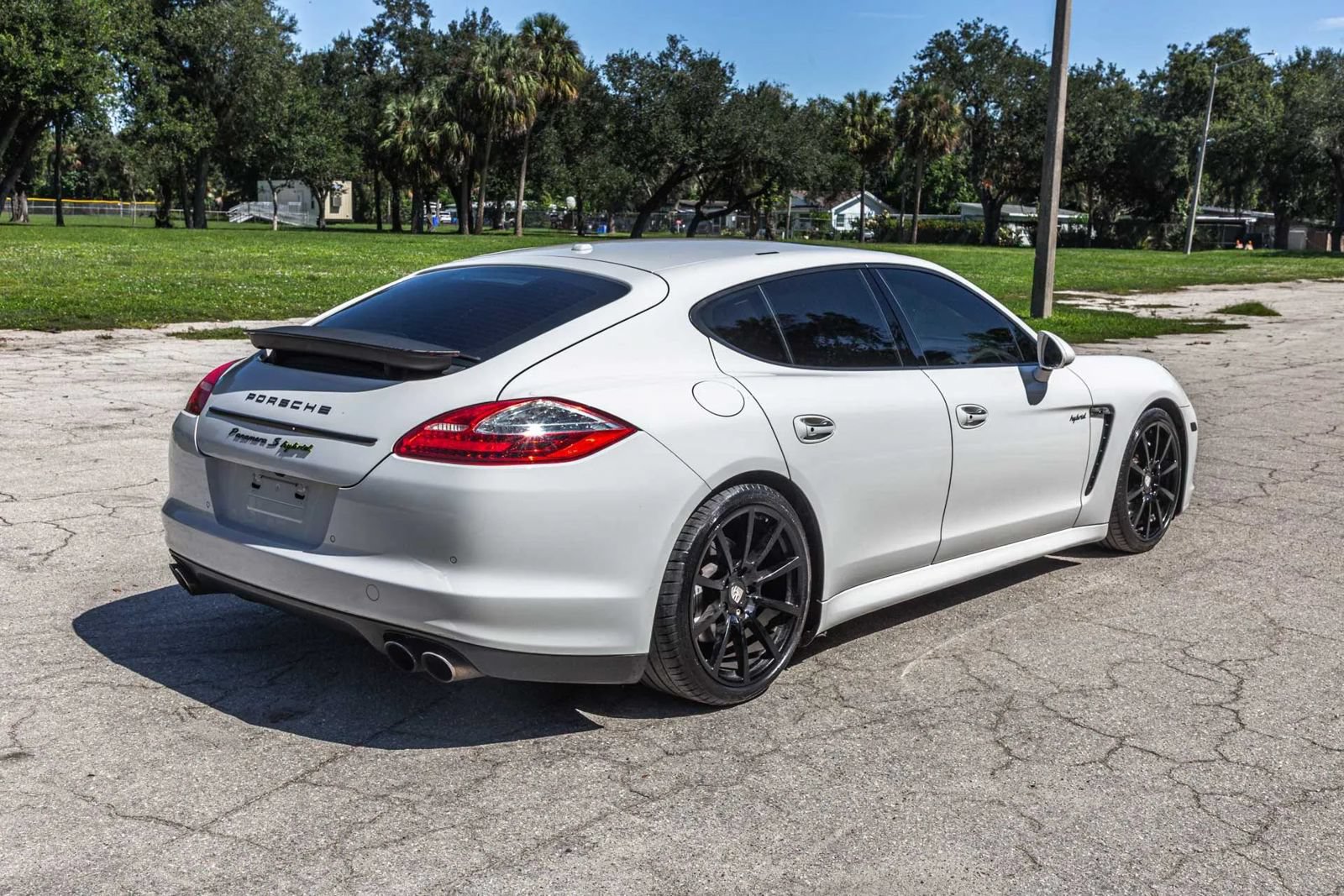 Used 2012 Porsche Panamera S RWD image 12