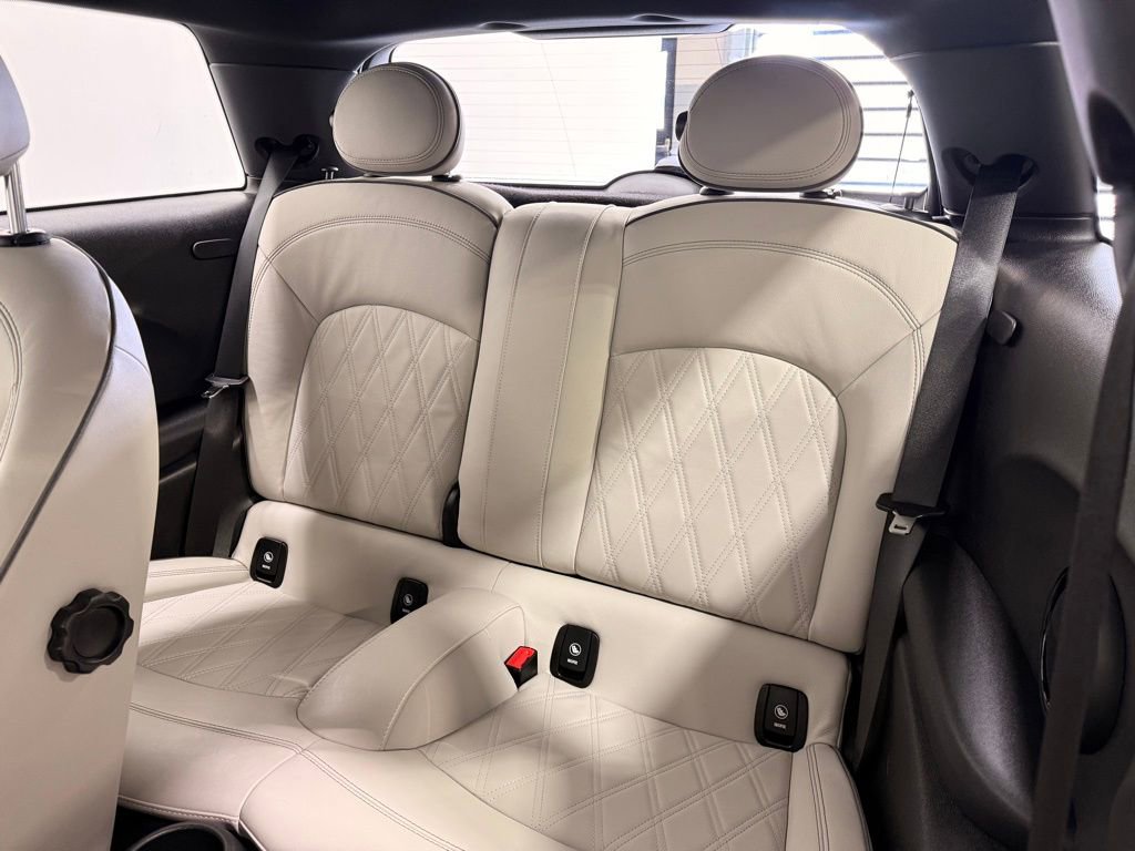 Certified 2024 MINI Cooper S image 20