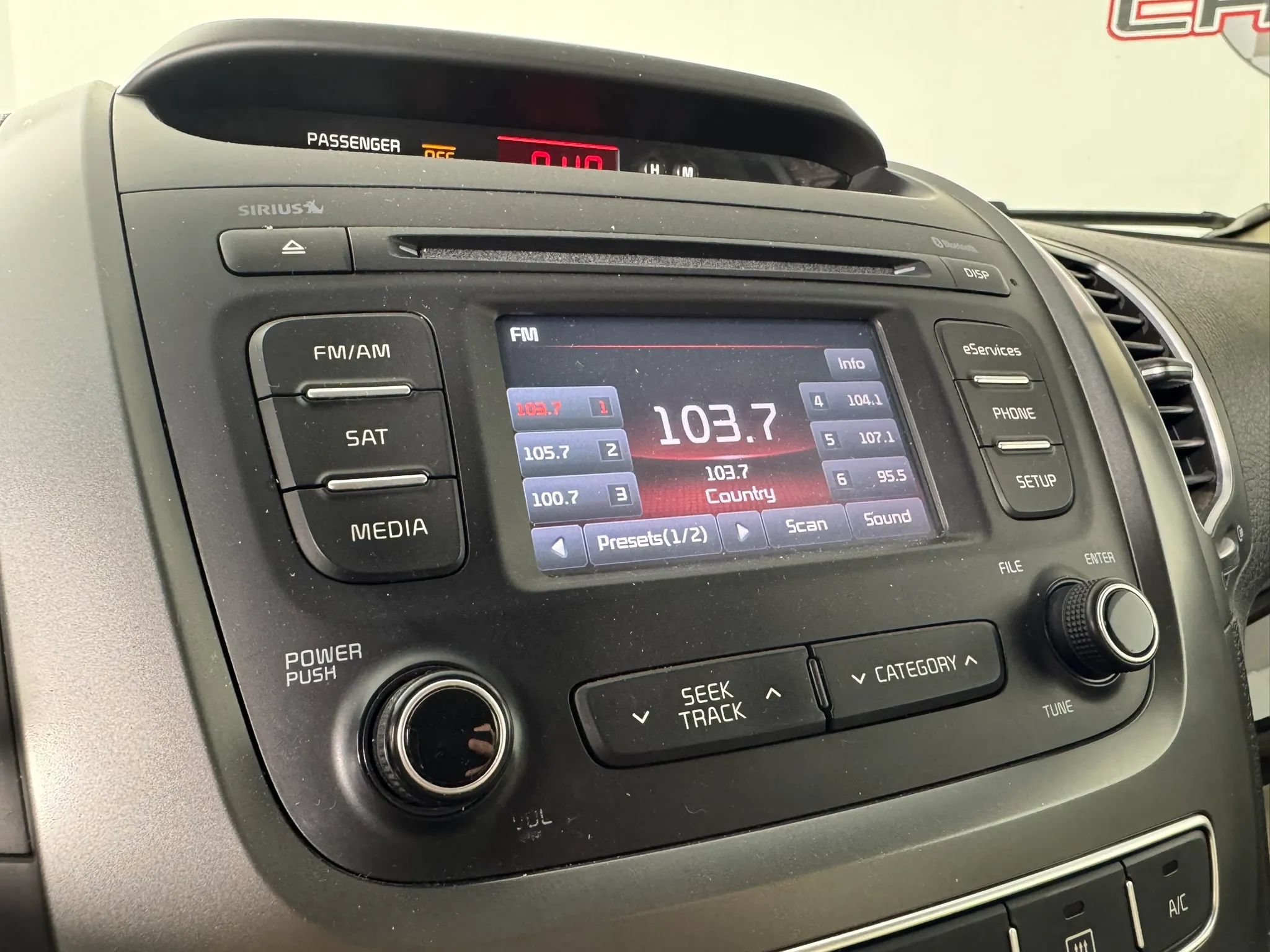 Used 2015 Kia Sorento LX FWD image 18