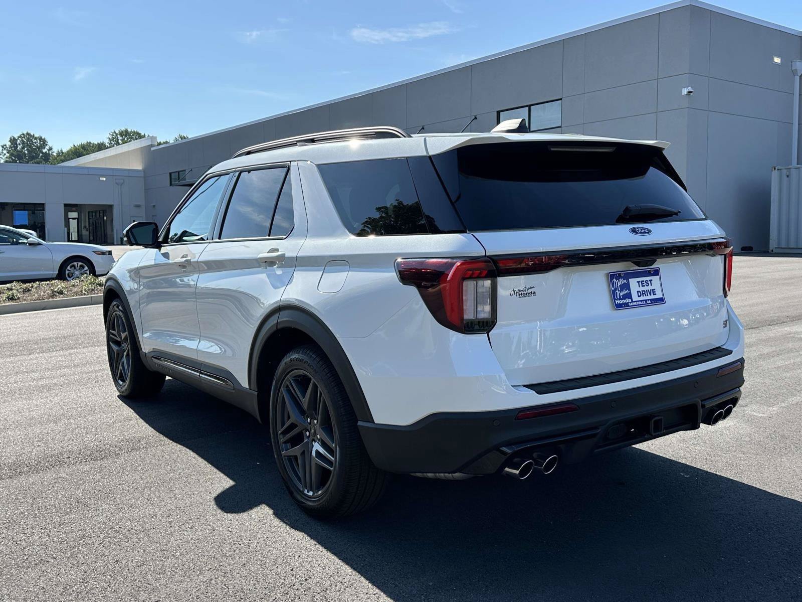 Used 2025 Ford Explorer ST w/ Sun And Sound Package AWD/4WD image 25