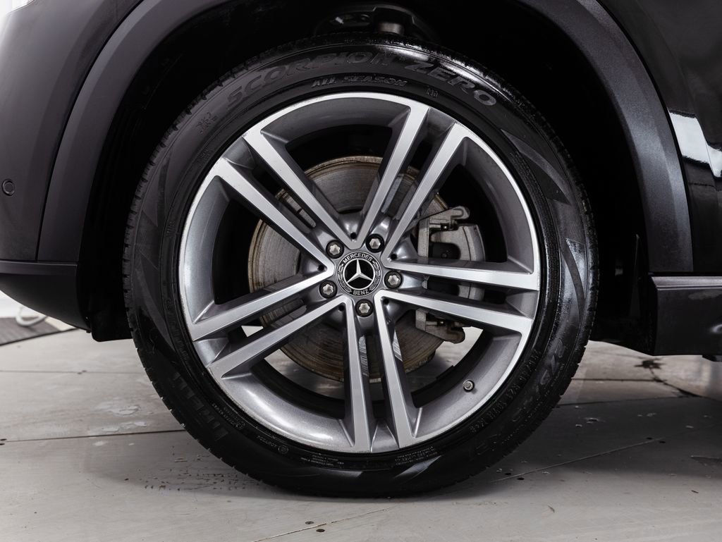 Certified 2021 Mercedes-Benz GLE 450 4MATIC image 37