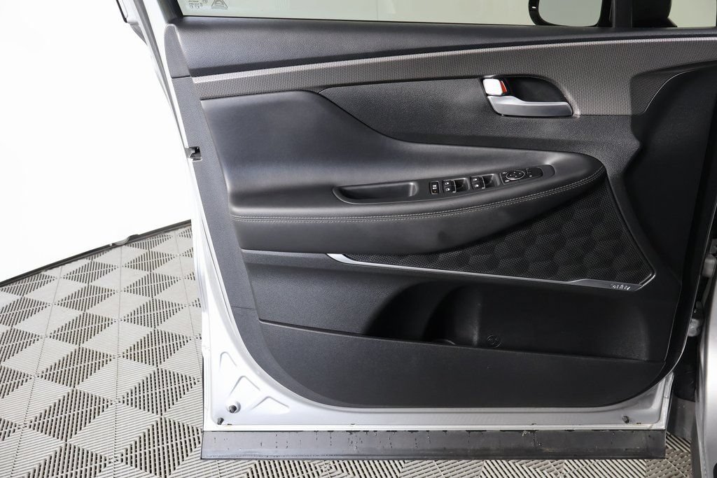 Used 2020 Hyundai Santa Fe SEL FWD image 12