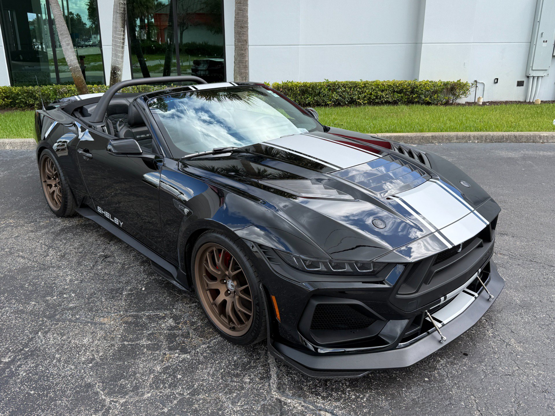 Used 2025 Ford Mustang GT Premium w/ GT Performance Package RWD image 22