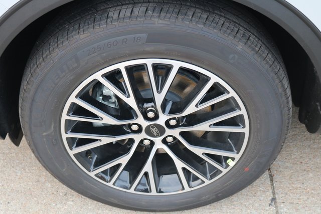 New 2025 Ford Escape SE image 12