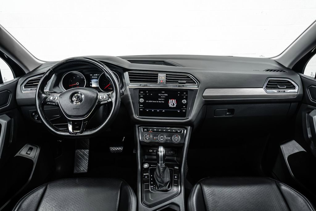 Used 2018 Volkswagen Tiguan SEL image 20