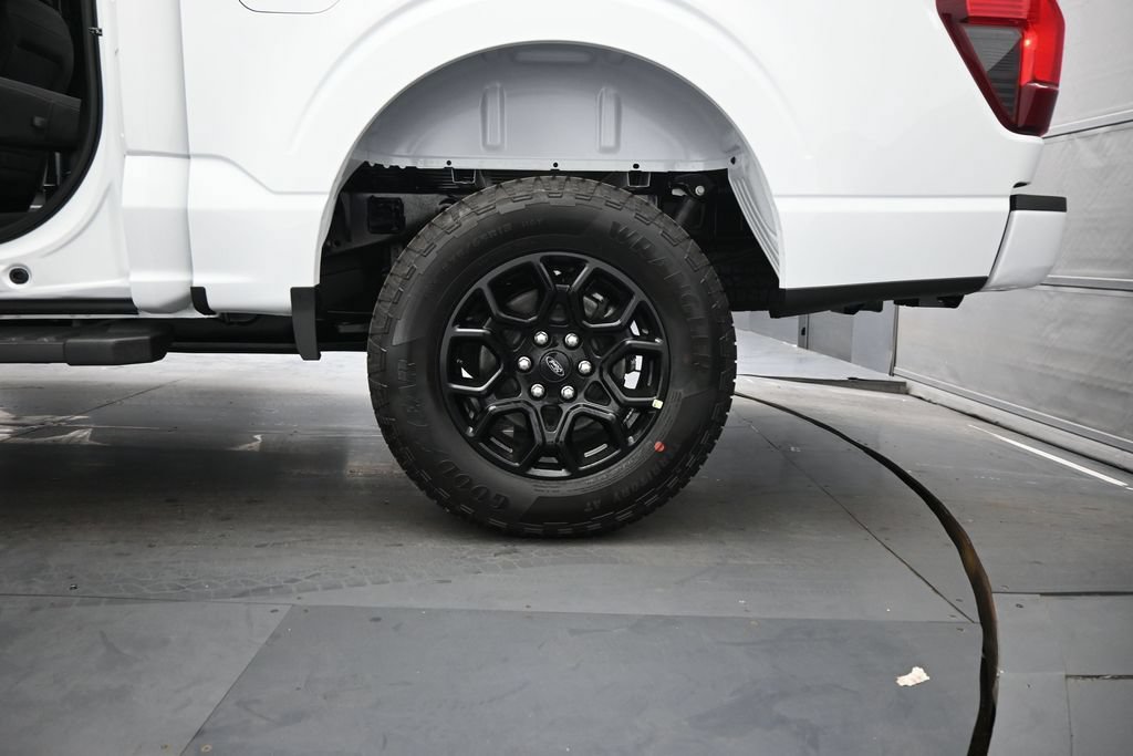 New 2026 Ford F150 XLT w/ Equipment Group 302A MID AWD/4WD image 21