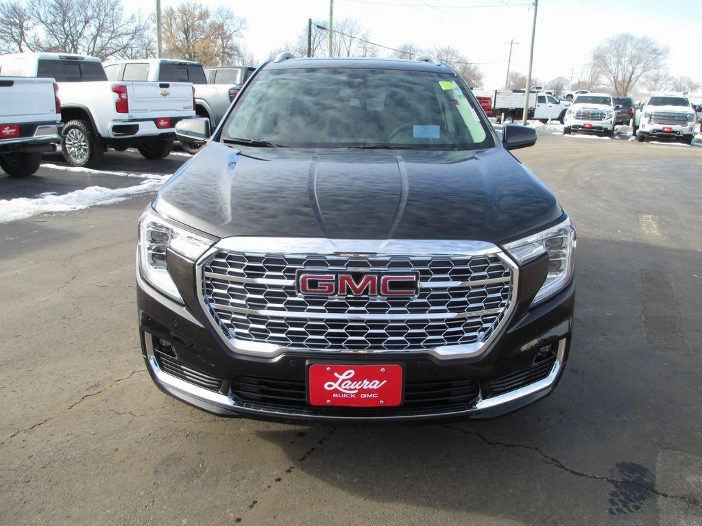 Certified 2024 GMC Terrain Denali image 11