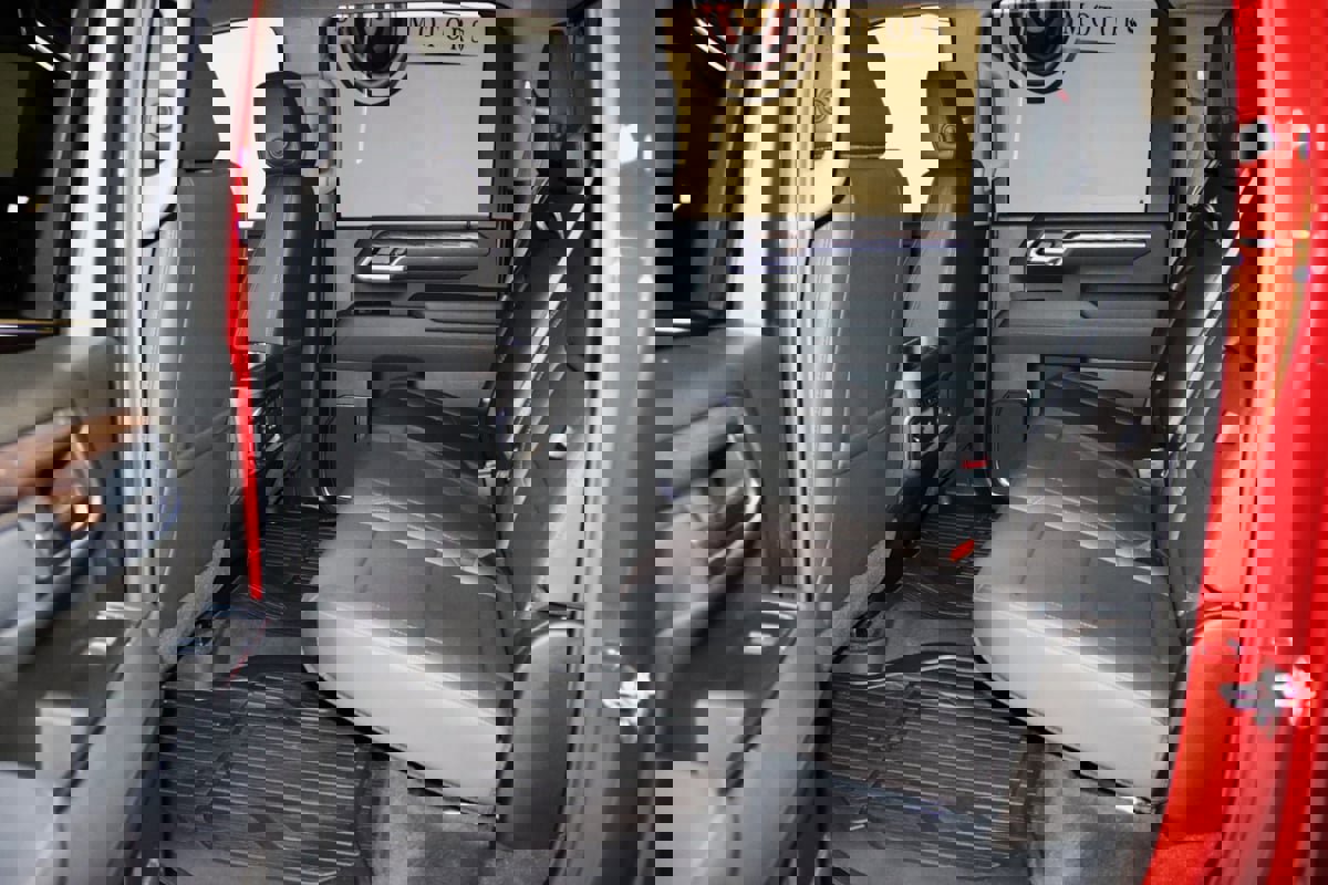 Used 2025 GMC Sierra 3500 SLT w/ SLT Premium Package image 66