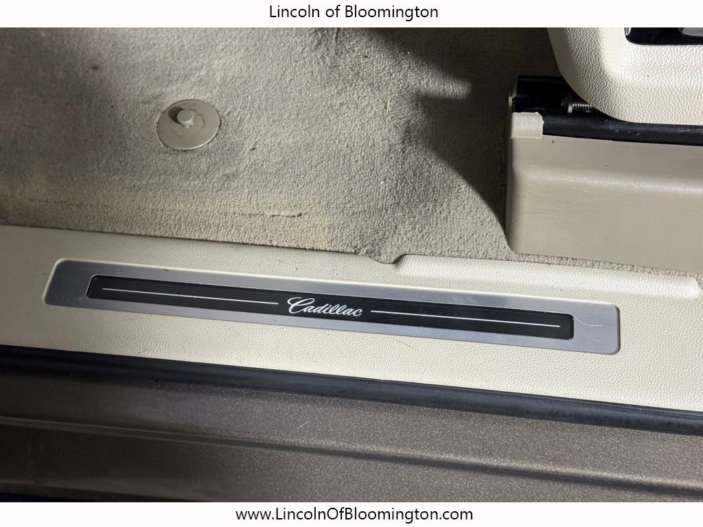 Used 2015 Cadillac Escalade ESV Luxury image 23