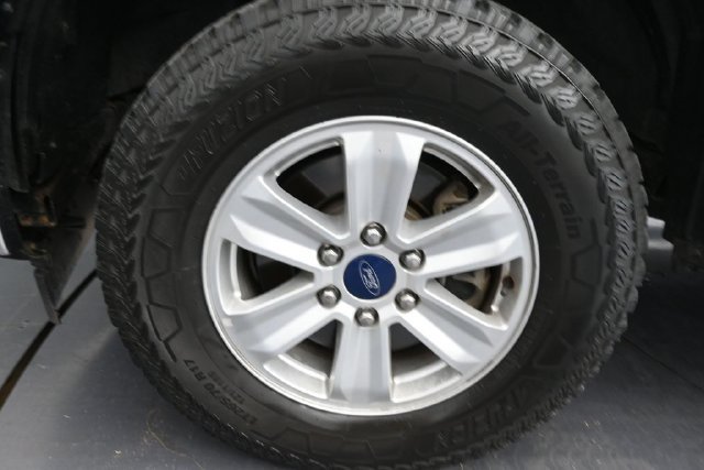 Used 2017 Ford F150 XLT AWD/4WD image 21