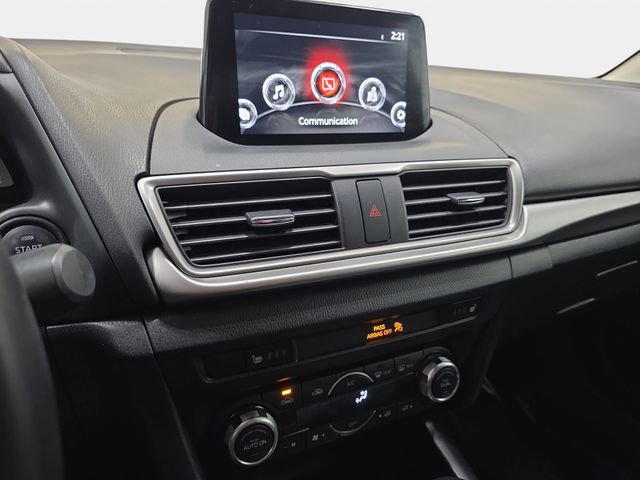 Used 2018 MAZDA MAZDA3 Touring FWD image 19