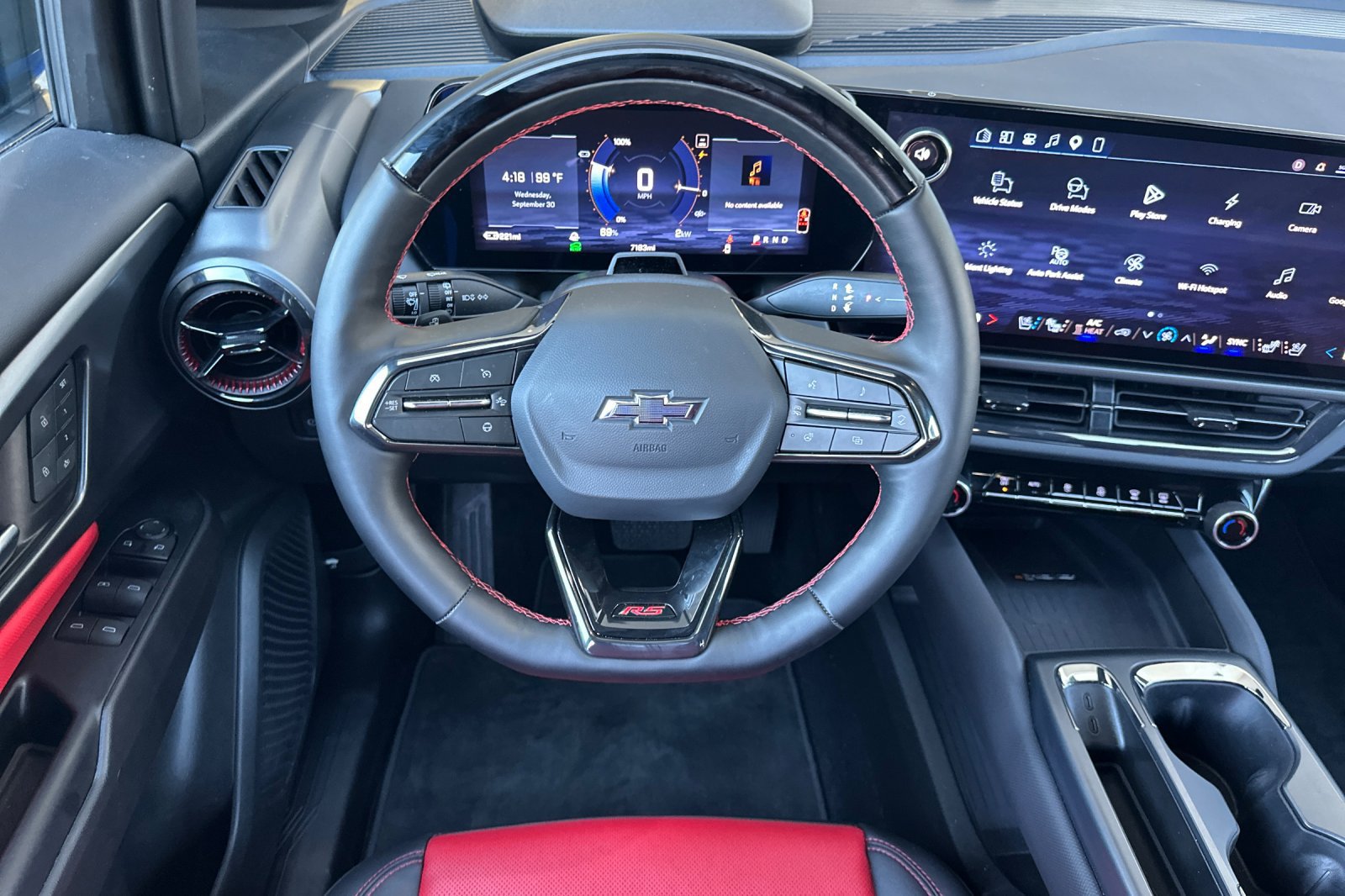 Used 2025 Chevrolet Equinox EV RS w/ Active Safety Package 3 FWD image 14