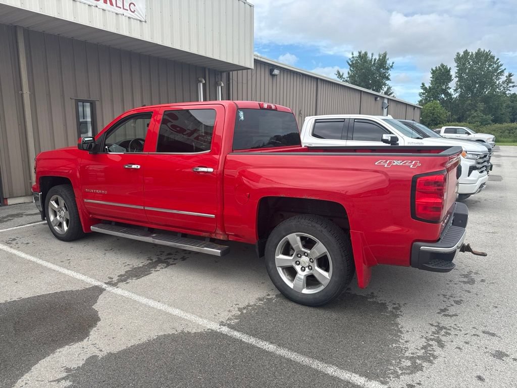 Used 2014 Chevrolet Silverado 1500 LT w/ Chrome Essentials Package AWD/4WD image 6