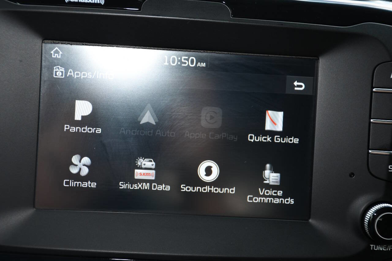 Used 2018 Kia Soul ! FWD image 34