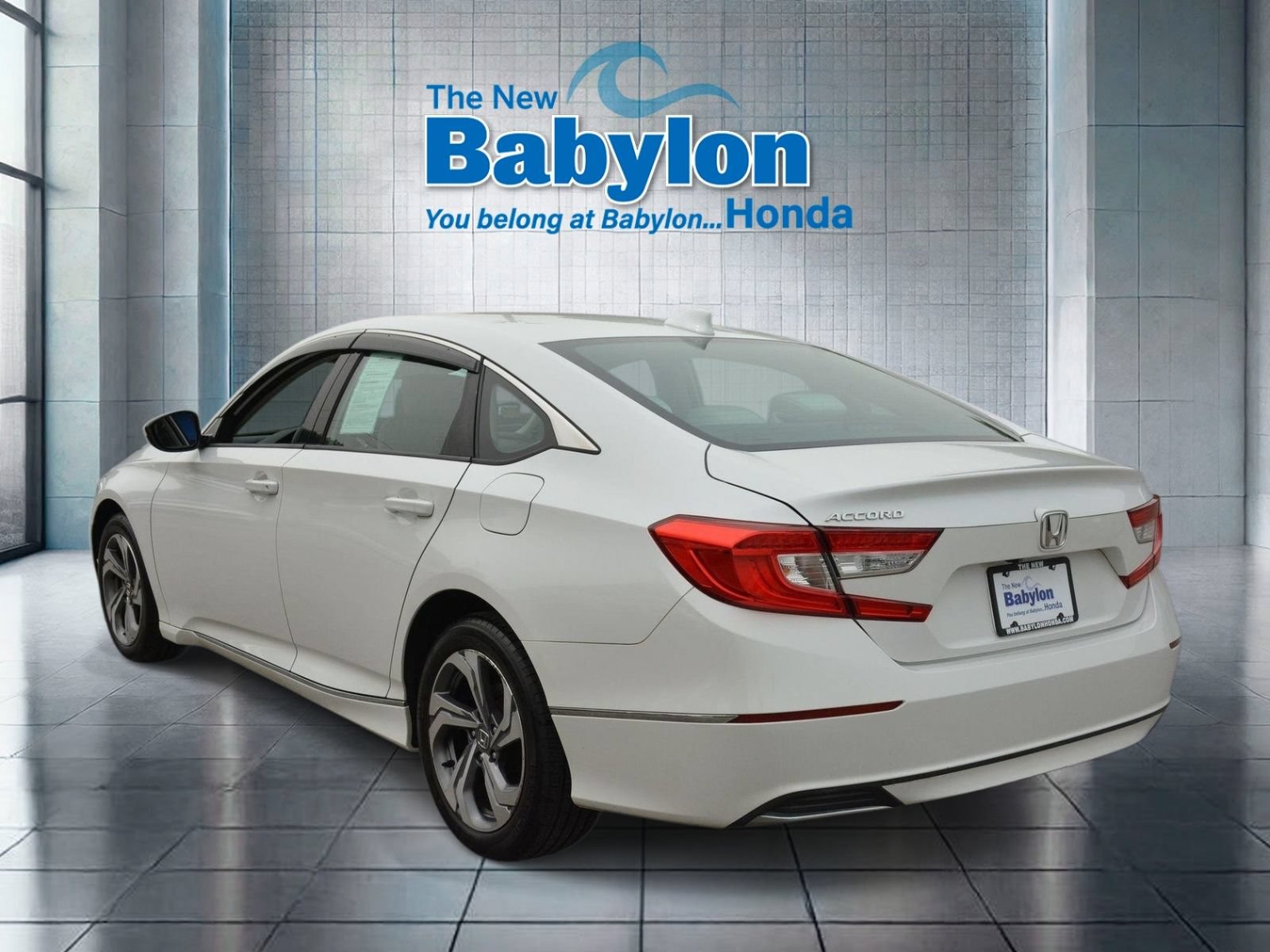 Used 2018 Honda Accord EX image 3