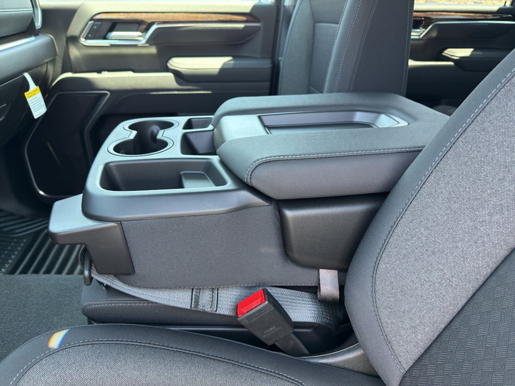 New 2025 GMC Sierra 3500 SLE w/ X31 Off-Road Package image 16