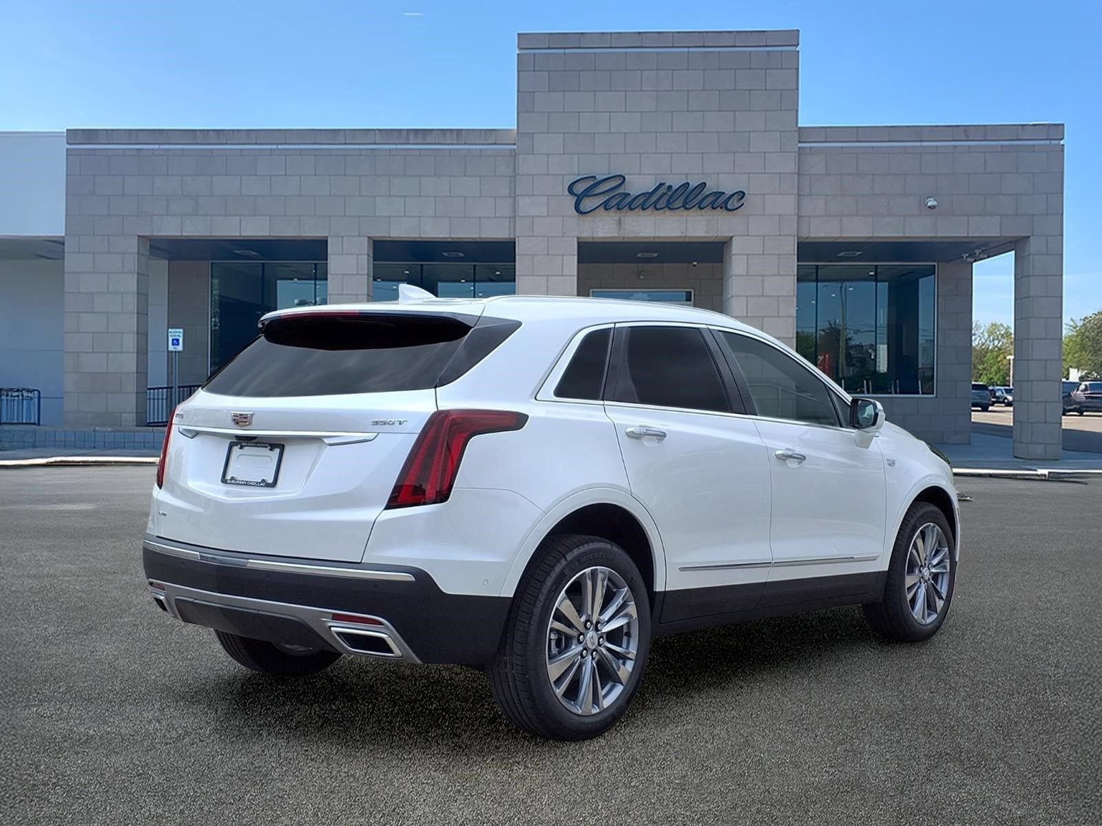 New 2026 Cadillac XT5 Premium Luxury AWD/4WD image 4
