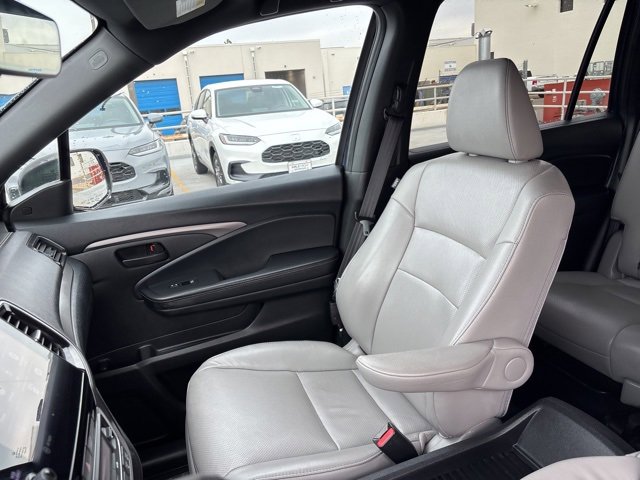 Used 2022 Honda Passport EX-L image 14