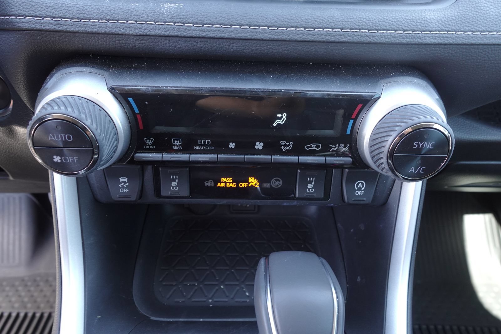 Used 2023 Toyota RAV4 XLE Premium FWD image 22