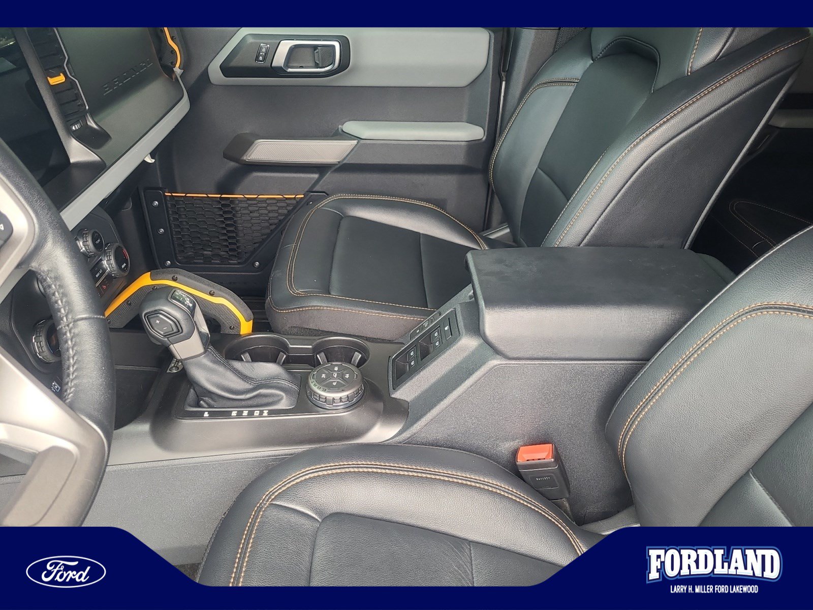 Used 2023 Ford Bronco Badlands w/ Sasquatch Package AWD/4WD image 15
