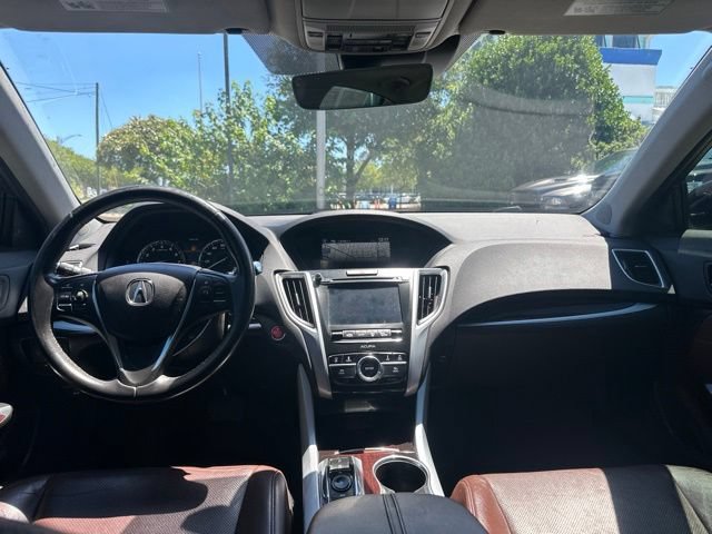 Used 2017 Acura TLX w/ Technology Package FWD image 10